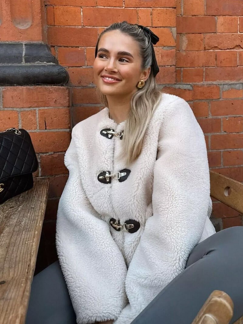 Veste en peau de mouton féline