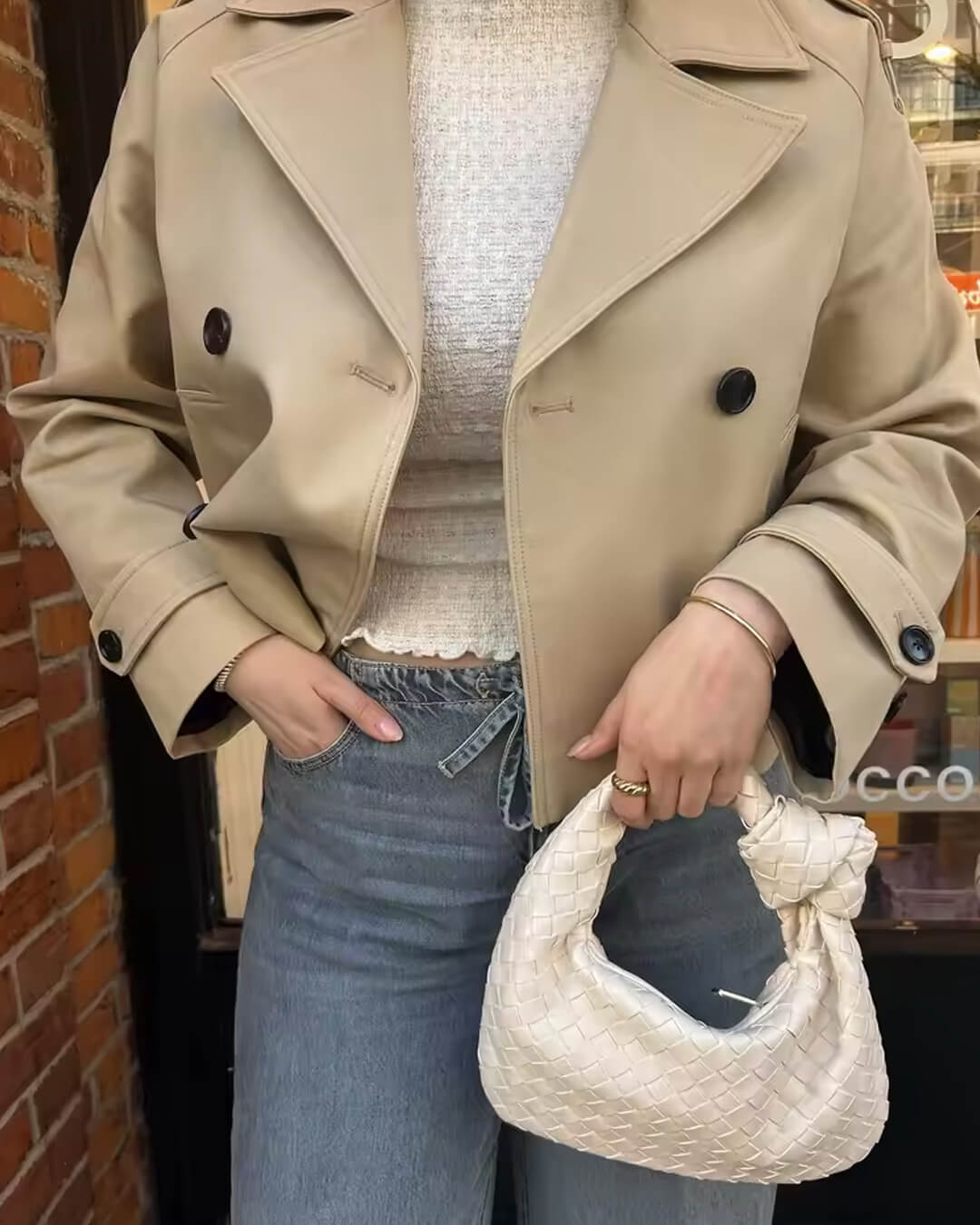 Trench court Janice