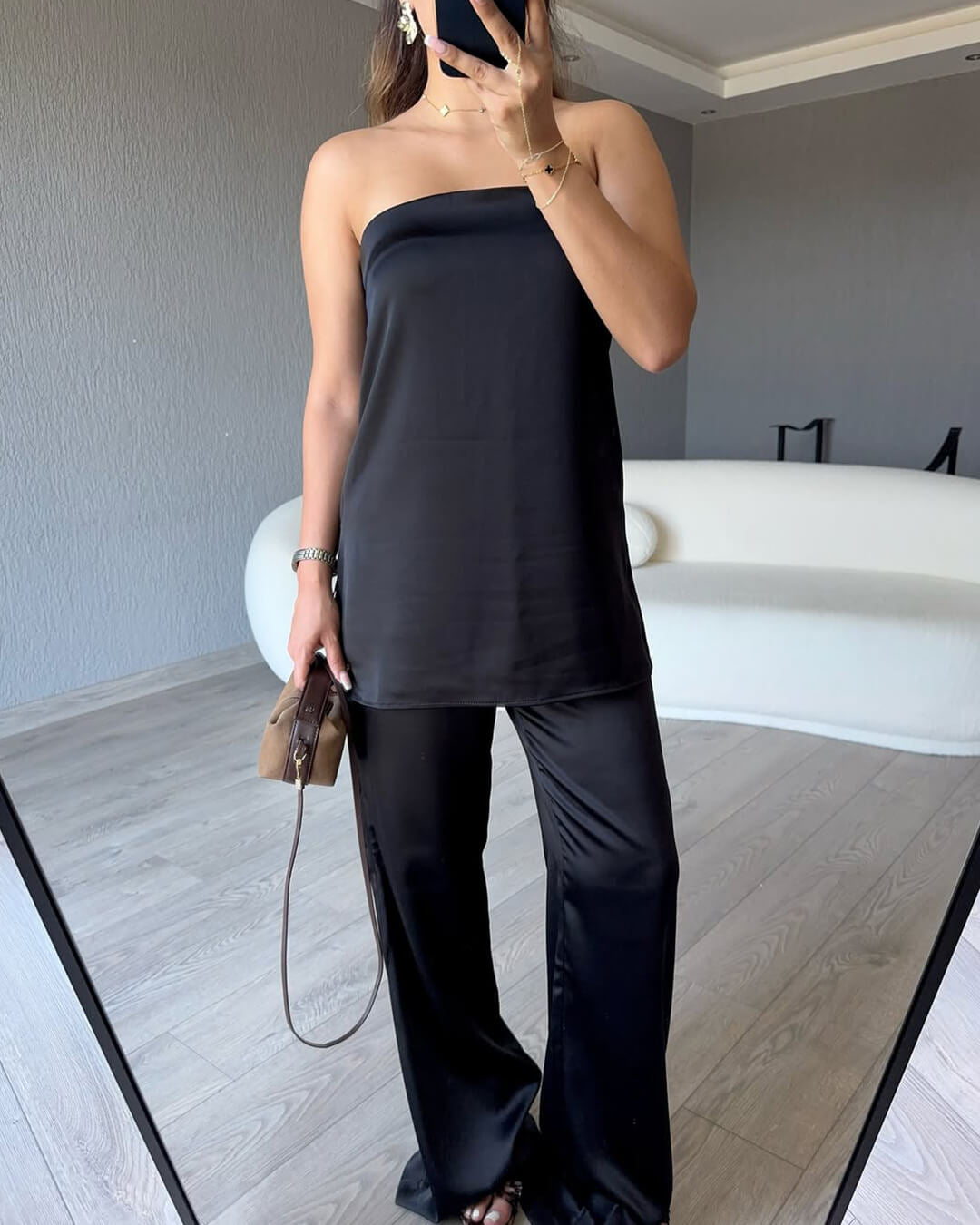 Ensemble Claudine composé d’un pantalon et d’un bandeau en satin