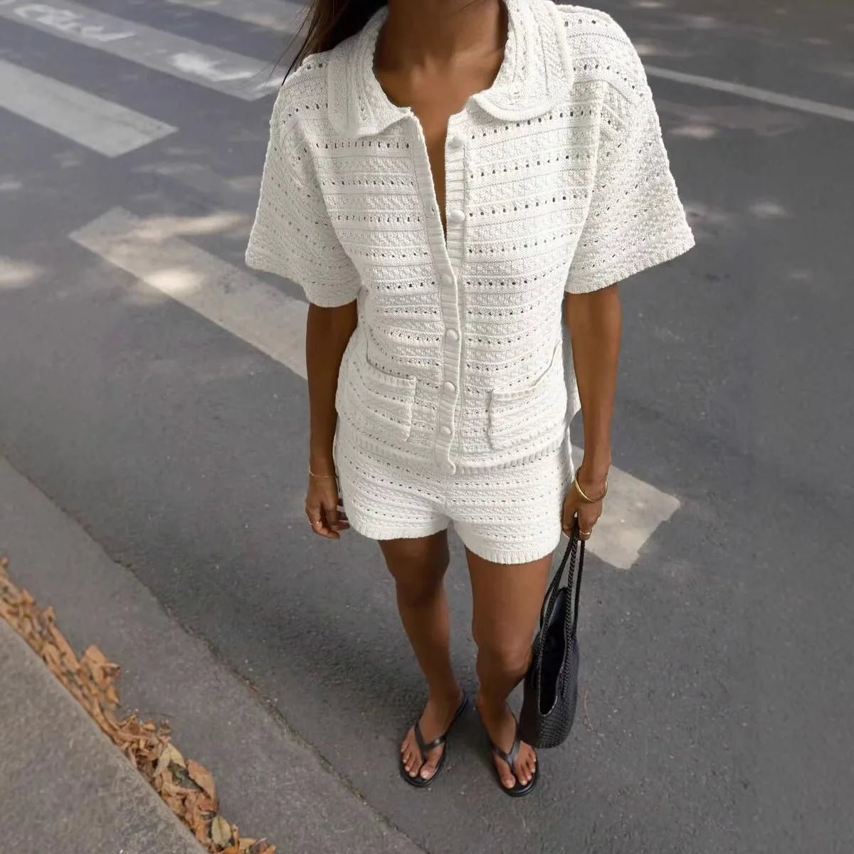 Ensemble Sasha composé d’un cardigan en maille unie et d’un short