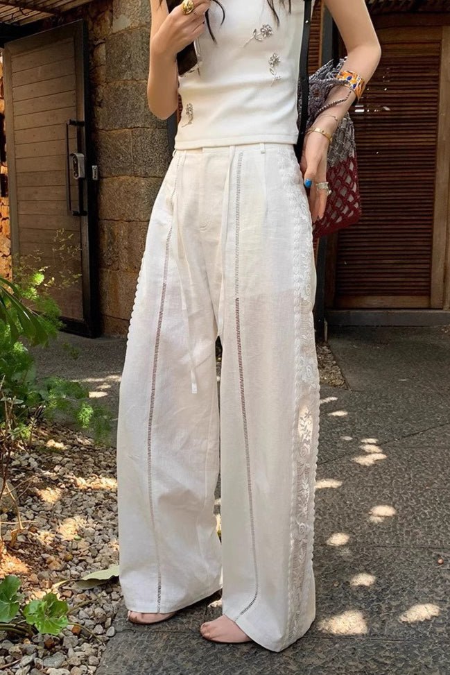 Pantalon droit Clara en lin avec empiècements en dentelle