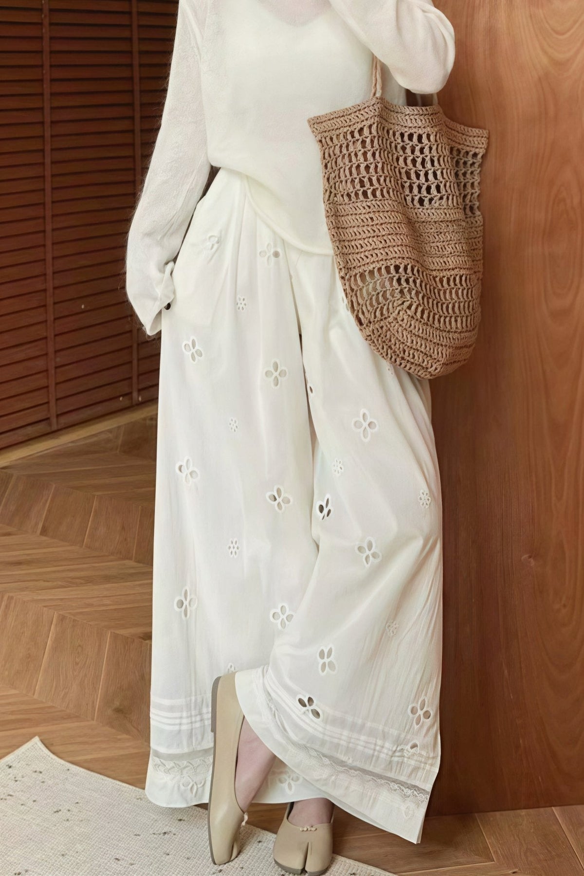 Ella Pantalon large en dentelle ajourée