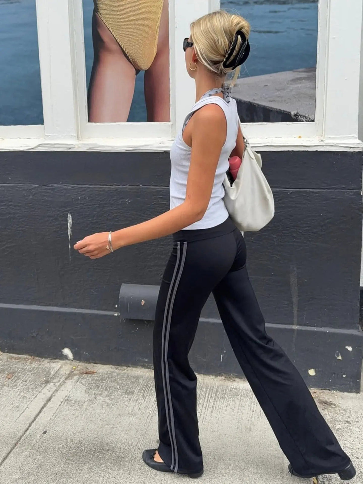 Charis Pantalon de yoga évasé taille basse