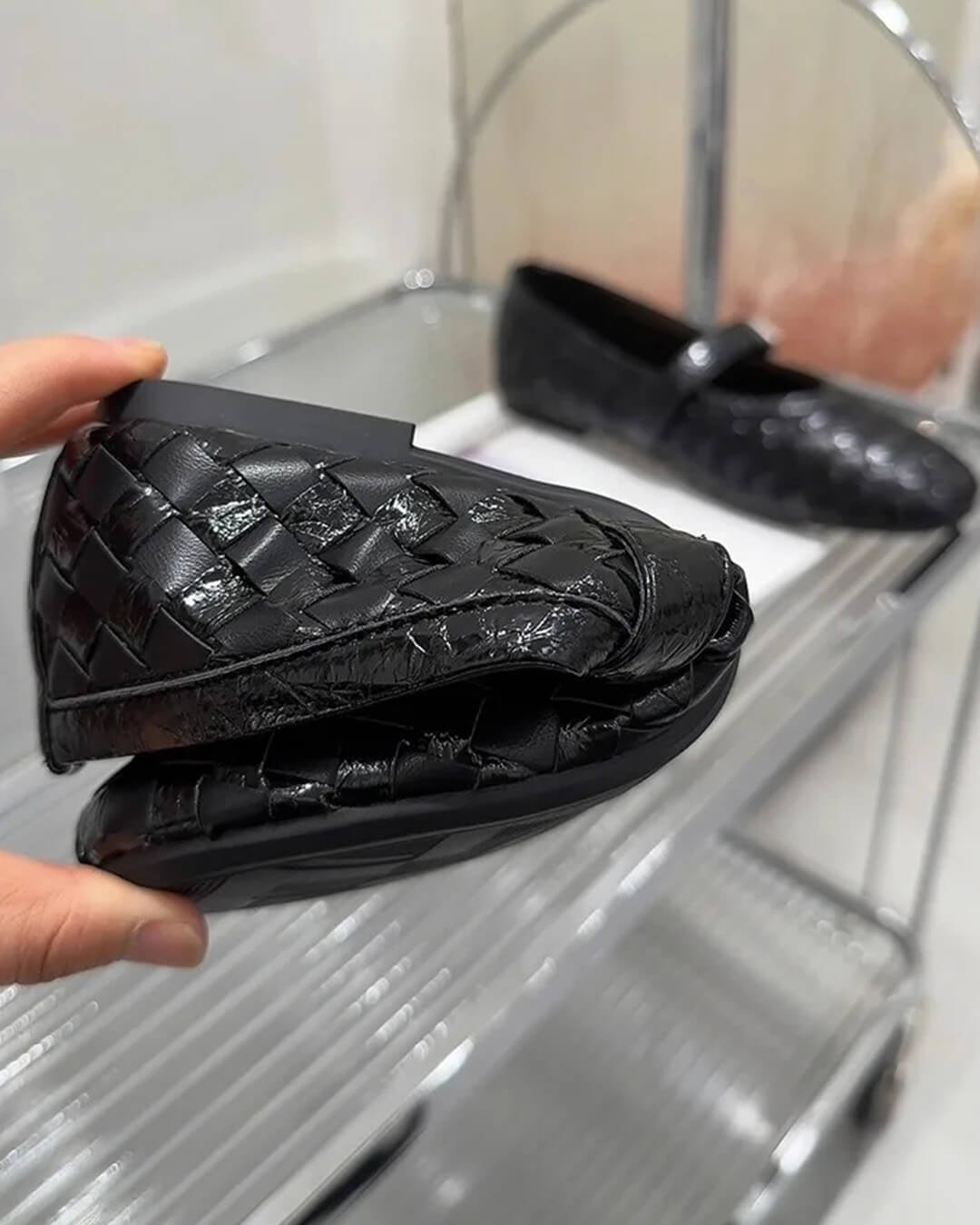 Chaussures plates Lisbeth en cuir tressé