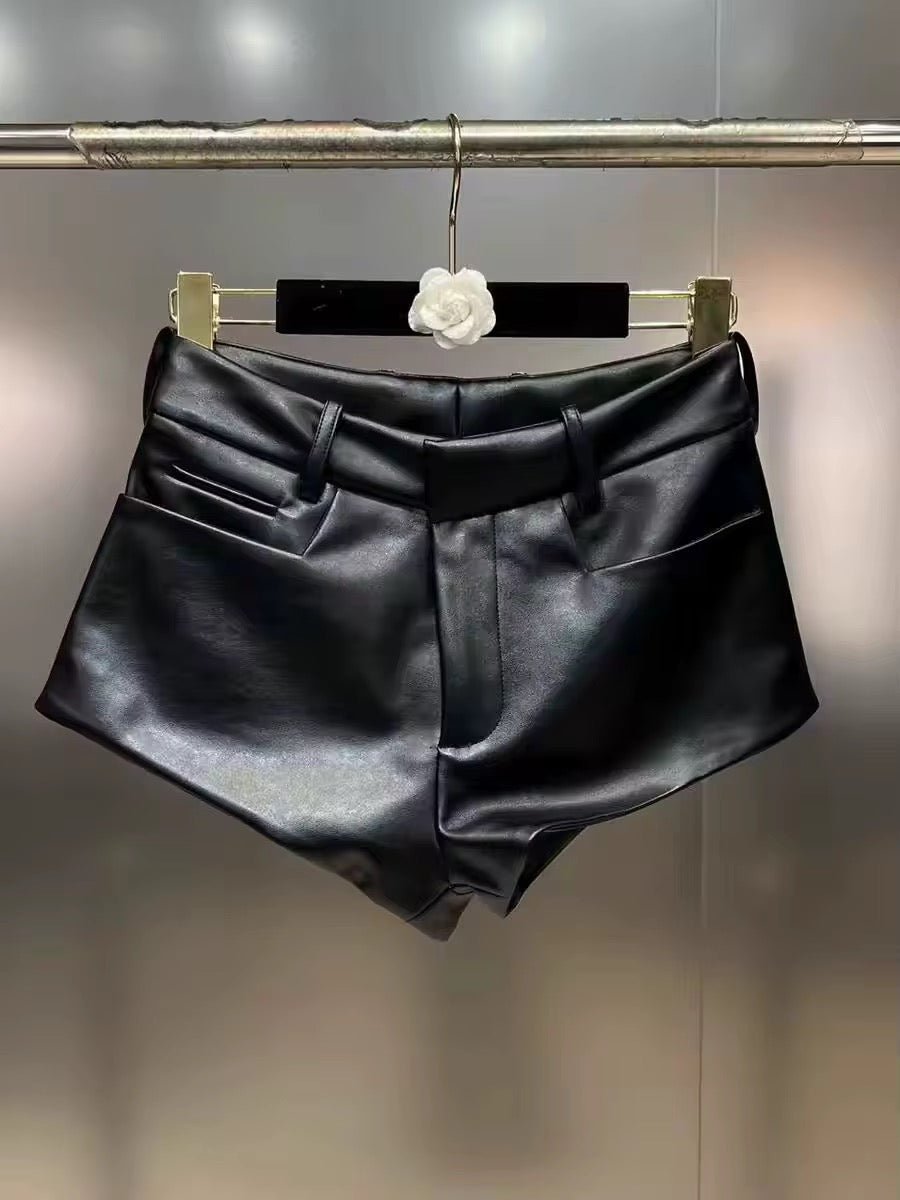 Mini-short en cuir Henna