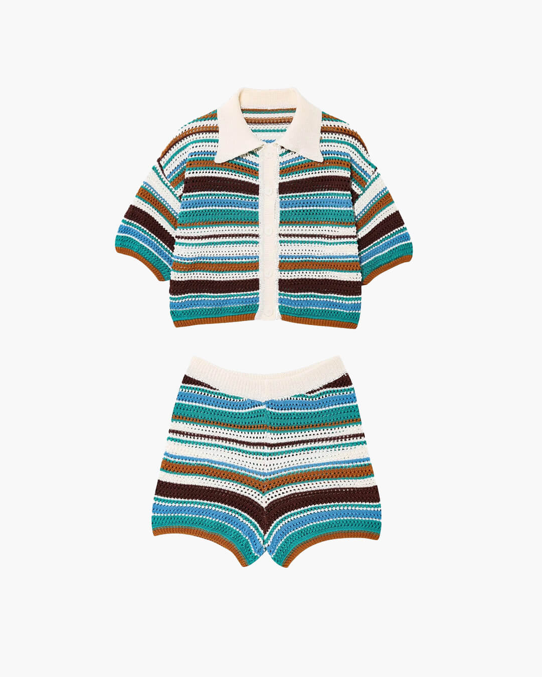 Ensemble Jasmin composé d’un pull court en crochet et d’un short