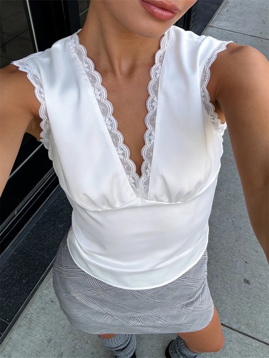 Top Francesca en satin à décolleté plongeant