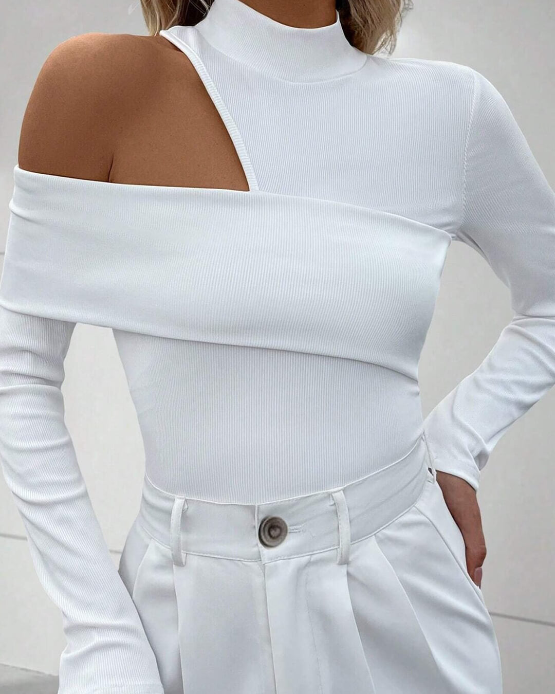 Top en maille Hazel à épaule dénudée