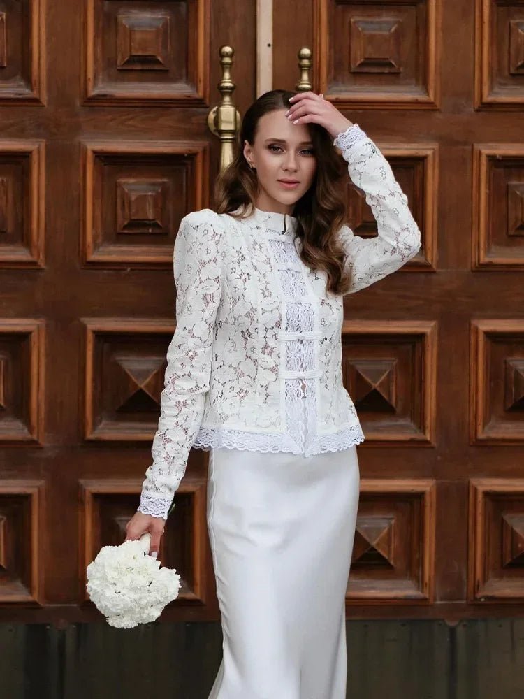 Blouse Katalina en dentelle à manches bouffantes