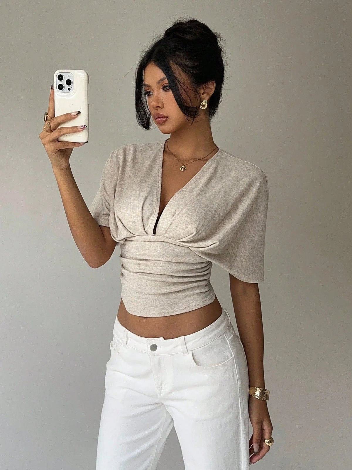 Blouse Kendra ajustée à décolleté plongeant