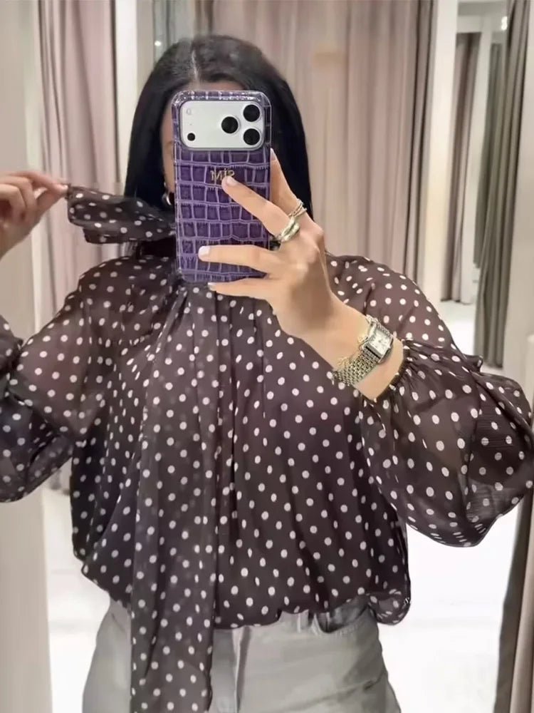 Sofia Blouse à col montant à pois