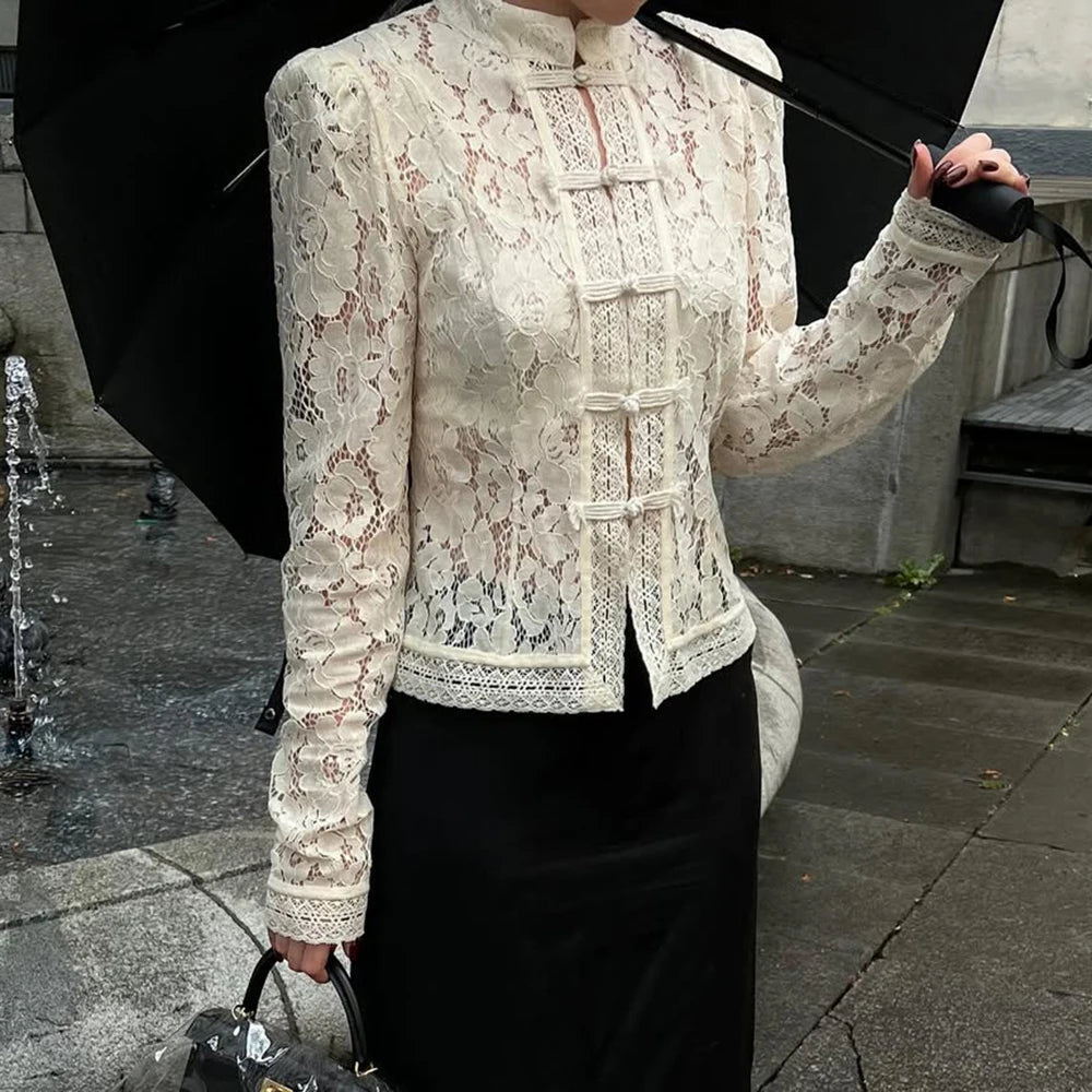 Blouse en dentelle à manches longues Suzan