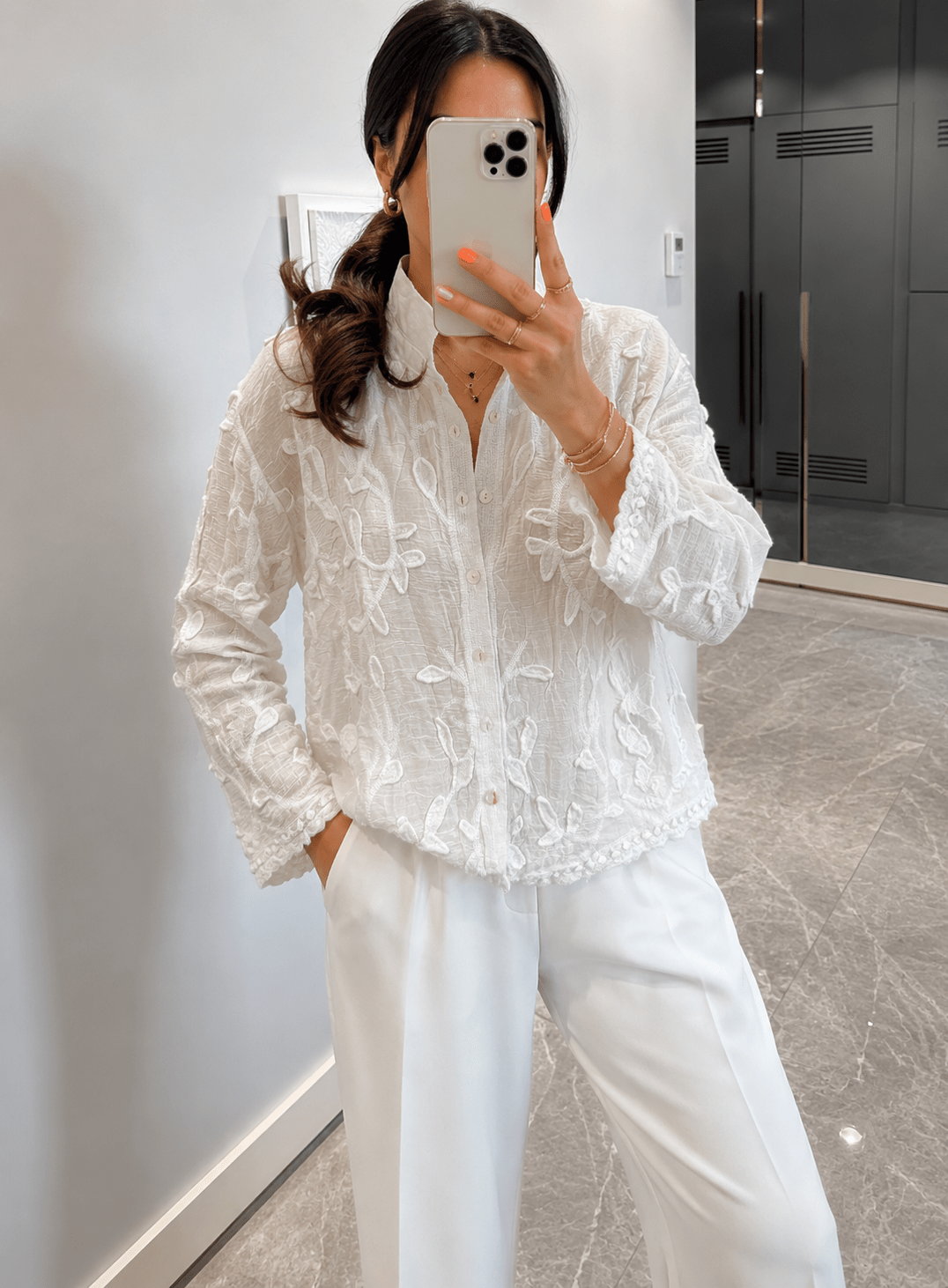 Blouse Tina brodée à manches longues