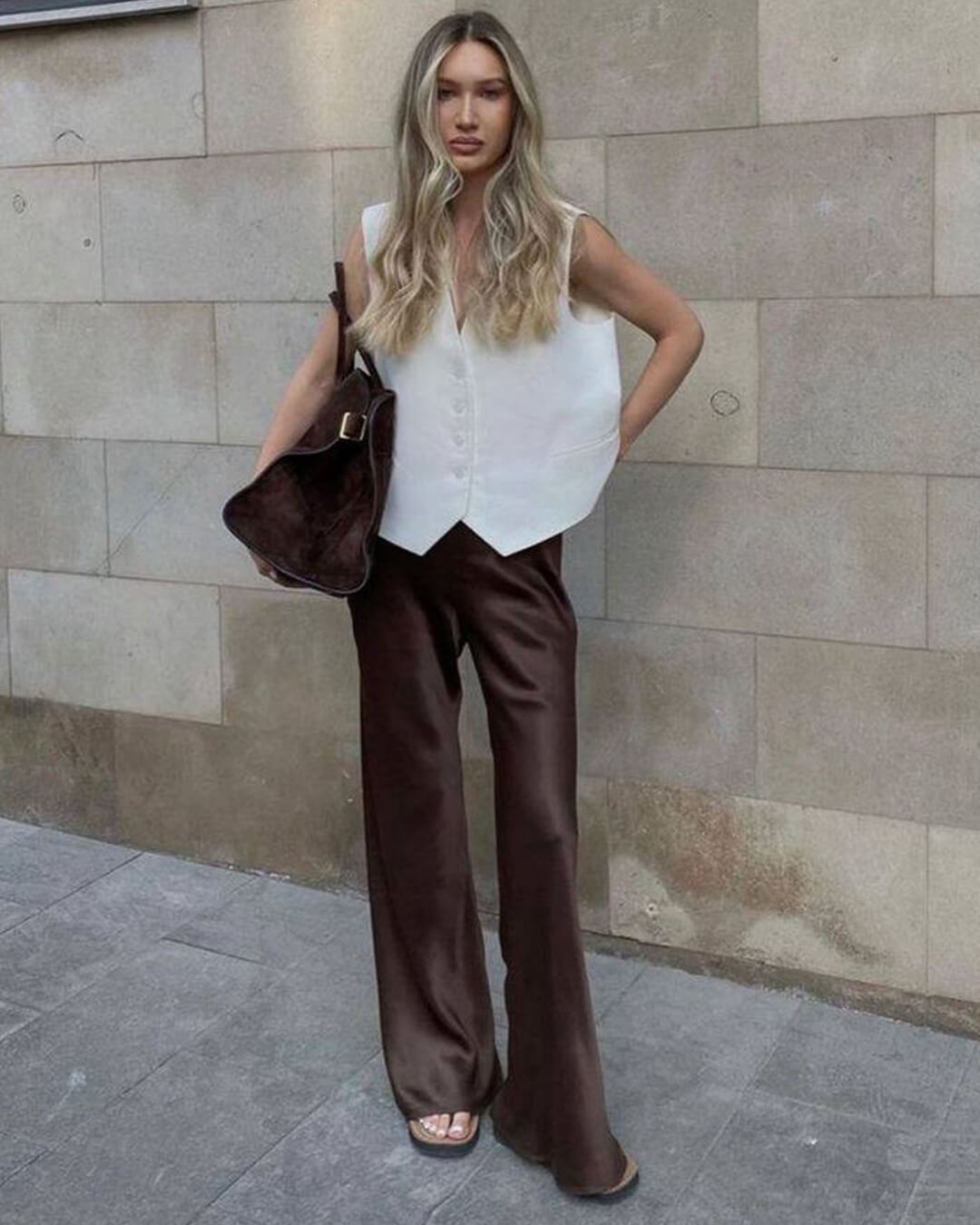 Pantalon Wendy à jambes larges en satin