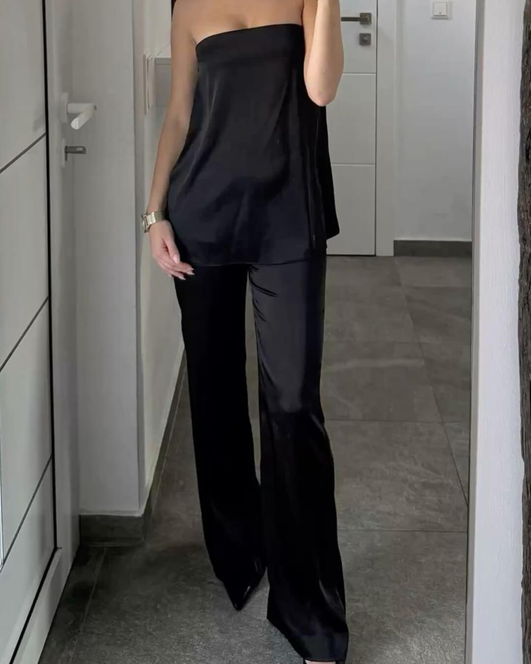 Pantalon Wendy à jambes larges en satin