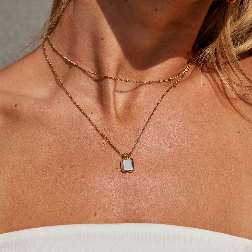 Collier Pendentif Blanc Multi-Rangs
